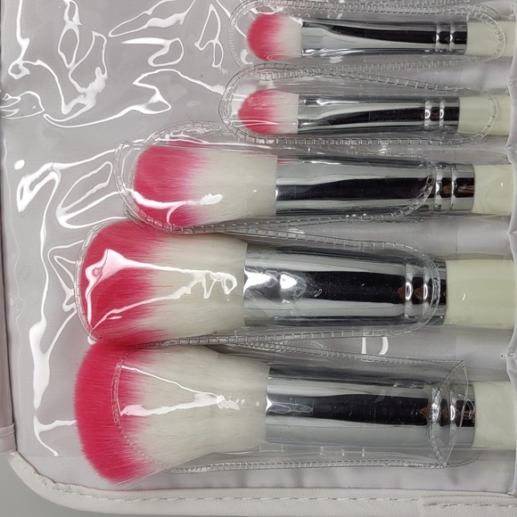NIB MICA Beauty Cosmetics Deluxe Brush Set - Picture 2 of 4